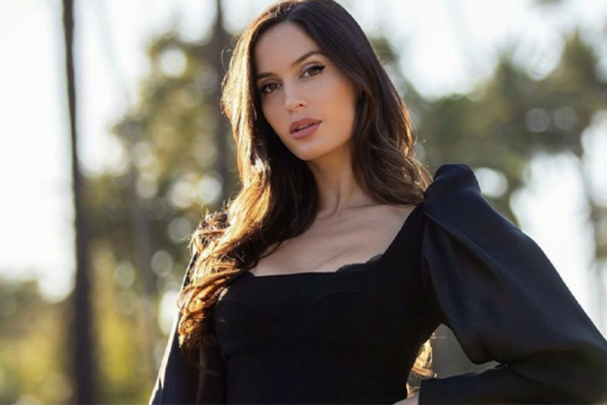 PEOPLE : Neymar affiche sa nouvelle petite amie sur les réseaux sociaux et lui fait des éloges