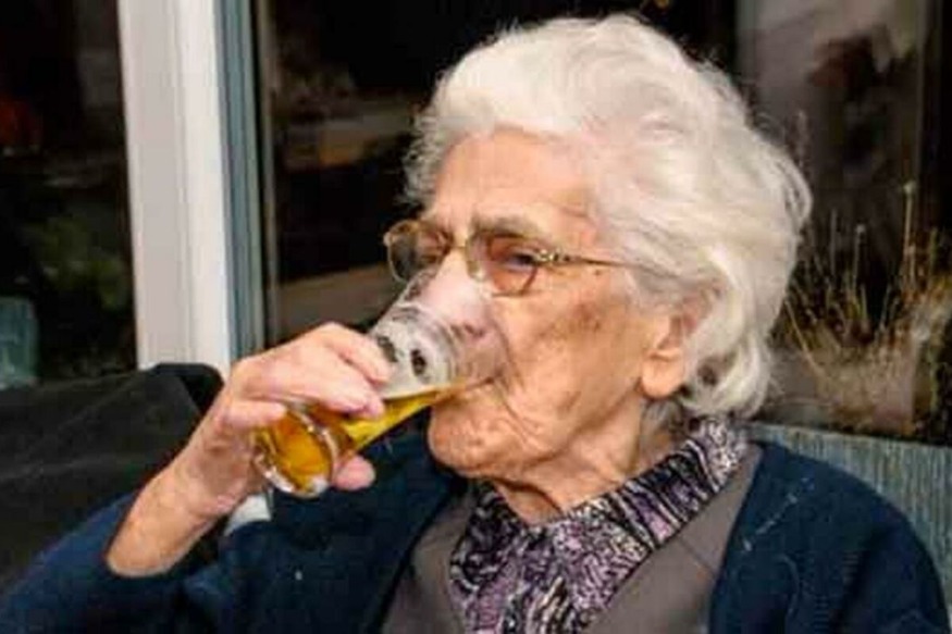INSOLITE :  Robertine, 97 ans, boit jusqu'à 20 bières par jour