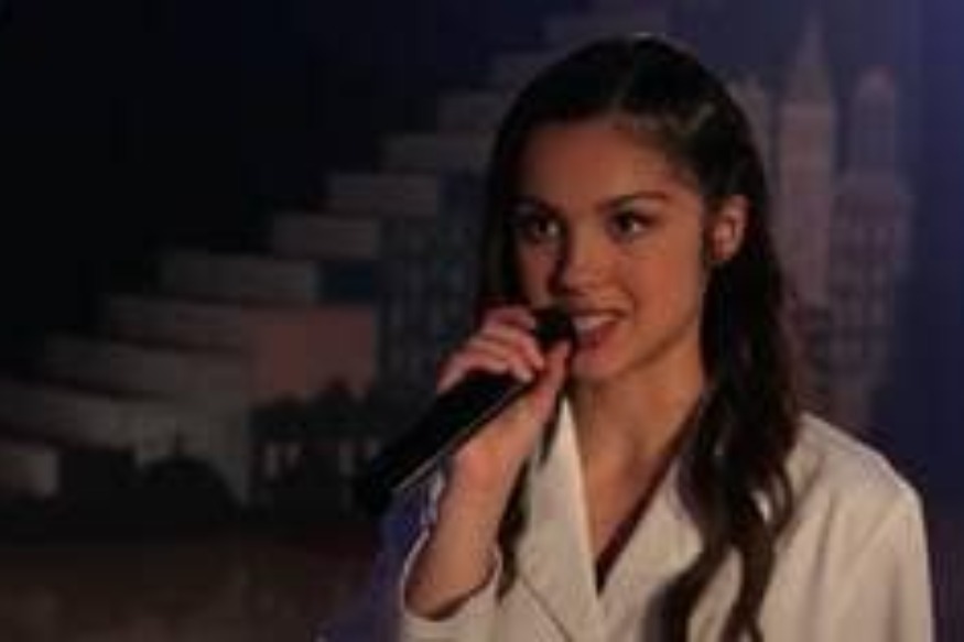 ACTU PEOPLE  : Cinq choses à savoir sur Olivia Rodrigo, la nouvelle star de Disney qui explose...