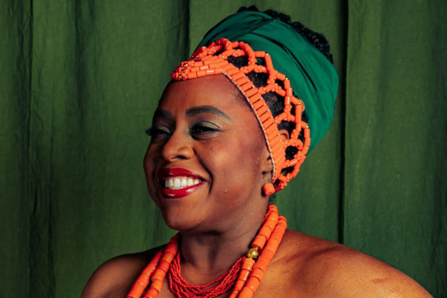 AFRIQUE2050 : Le conteur nigérian Tosinger ramène les Africains à leurs racines