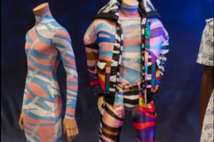 AFRIQUE 2050 : Des imprimés audacieux aux vêtements défiant le genre : 4 choses à savoir sur la mode africaine contemporaine