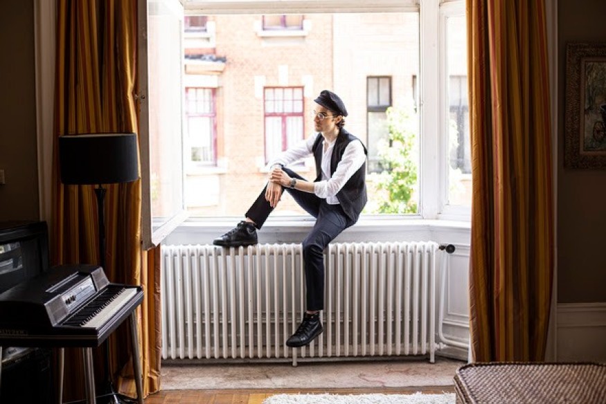 Louis Arlette, le clip d'Amsterdam en Peine // Album Chrysalide