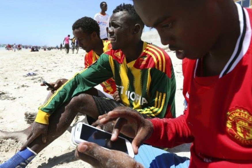 L'OIT avertit d'un potentiel « séisme de jeunesse » en Afrique en l'absence de création d'emplois.